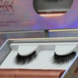 Bossy Magnetic Mink Strips